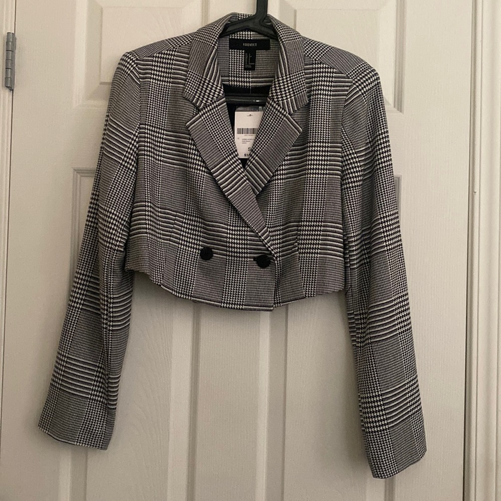 COPY - Cropped plaid blazer